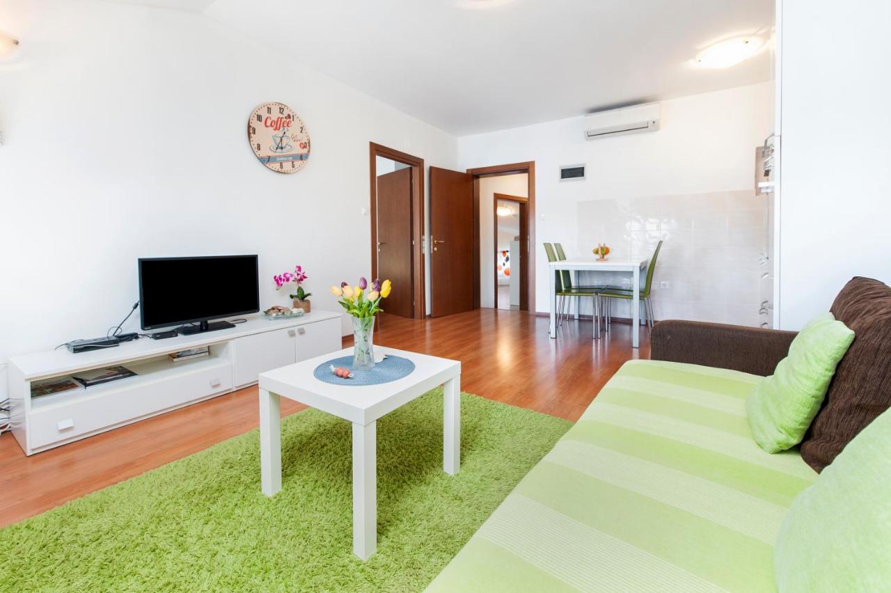 Sea View Apartment Rovinj Luaran gambar