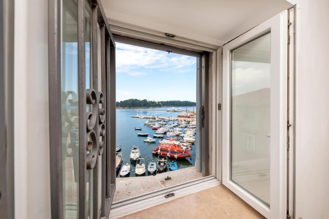 Sea View Apartment Rovinj Luaran gambar